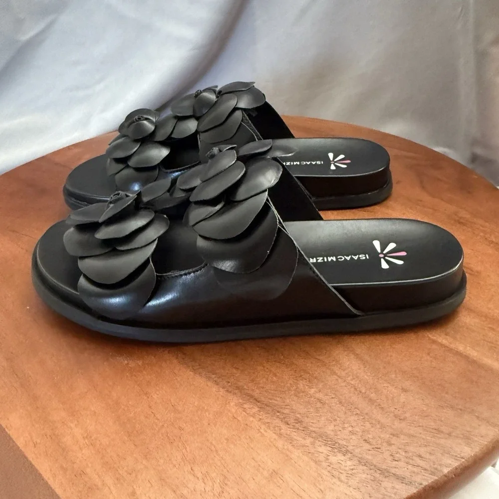 Isaac Mizrahi Live! Floral Slide Black Sandal‎ 3D Rose Petals Women's Size 7.5